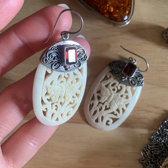 925s Butterfly Garnet Earrings 🧿 🕊️ - Picture 6 of 6